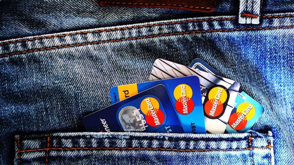 Diferencia entre tarjeta de crédito y débito